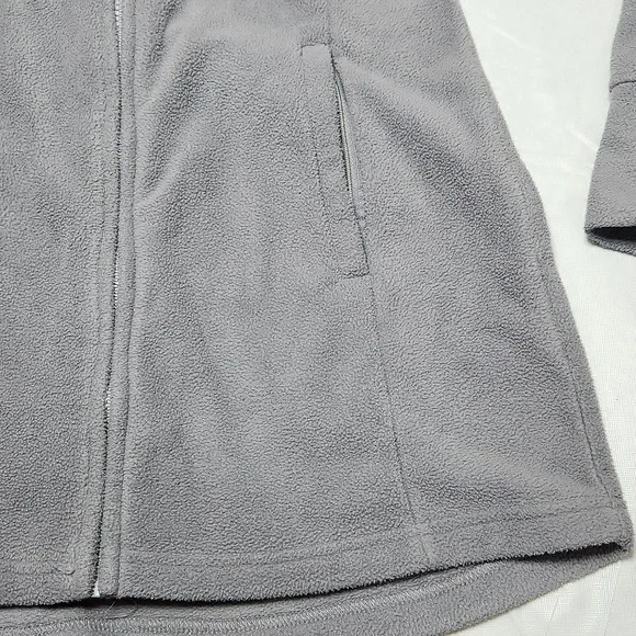 Zip-up Bench Sweater - Picture 3 of 16